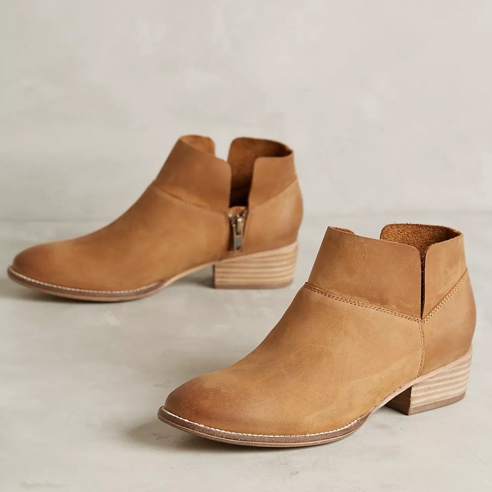 Anthropologie Seychelles Women's Tan SNARE Leather Ankle Booties size 8 - Picture 1 of 15